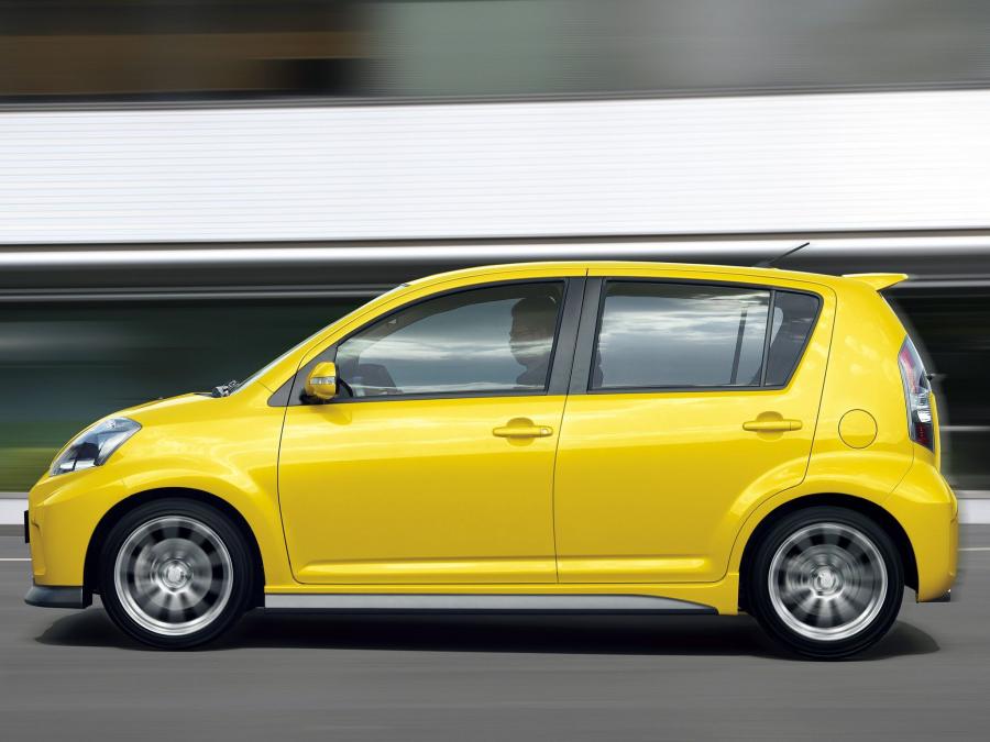  Daihatsu Sirion Sport 2007 года  (фото 4 из 6)